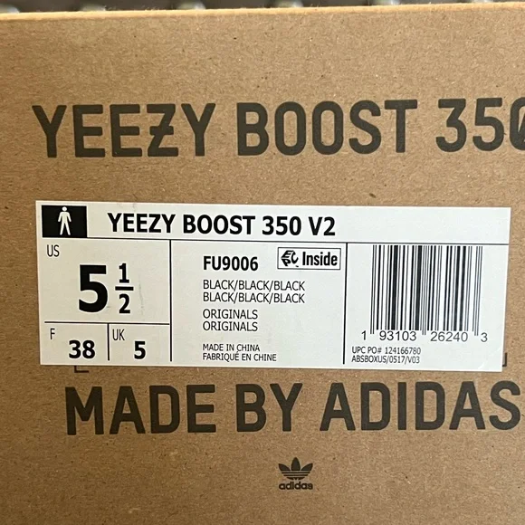 Black Yeezy boost 350 - Picture 5 of 5